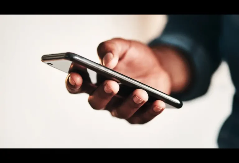 A Fresh Start: The Process and Benefits of Changing Your Lifeline Phone Provider