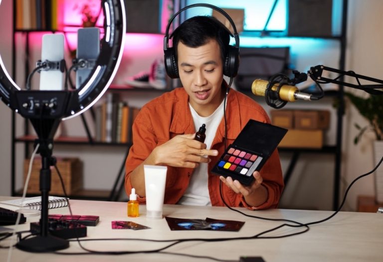 The Power of Influencer Marketing: How It Shapes Consumer Behavior in