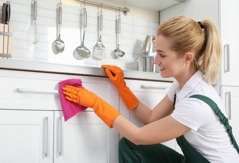 Top Strategies for Effective and Efficient House Cleaning