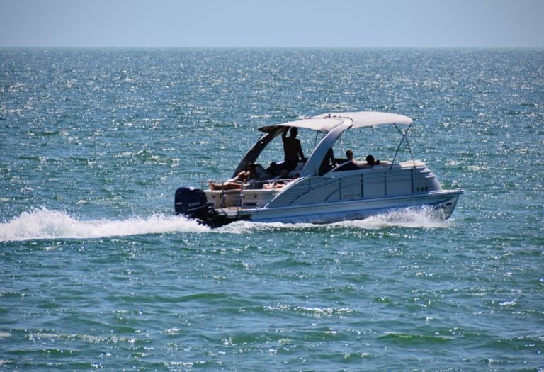 Beyond Boats: Unconventional Uses of Lithium Batteries in Marine Settings