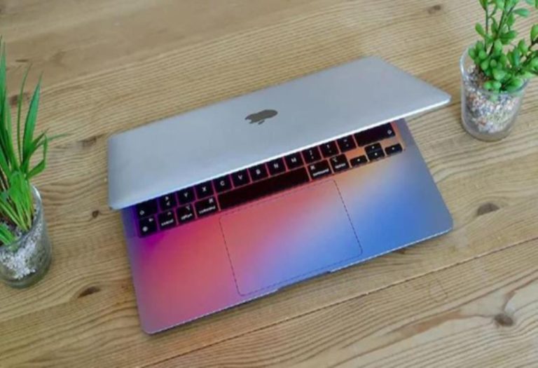 Pros and Cons of Buying Pre-Owned Apple Laptops