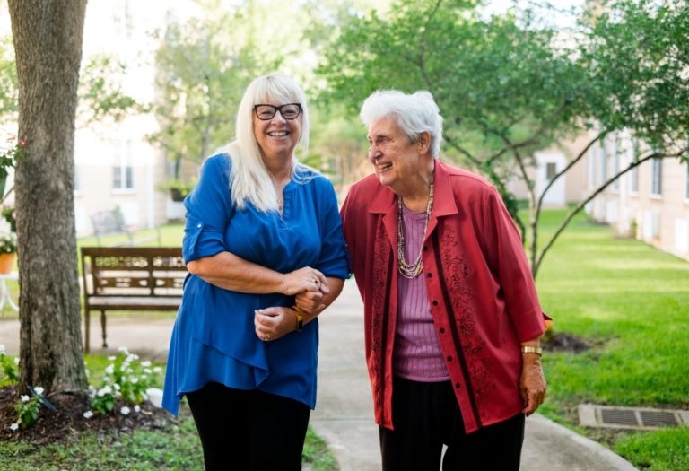 How to Choose the Right Retirement Community for Your Loved Ones