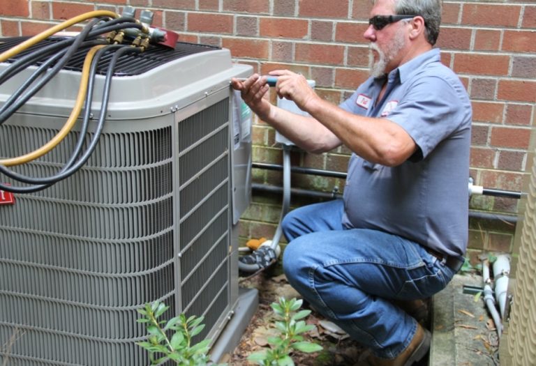 Keep Your Home Comfortable Year-Round with Essential HVAC Maintenance Tips