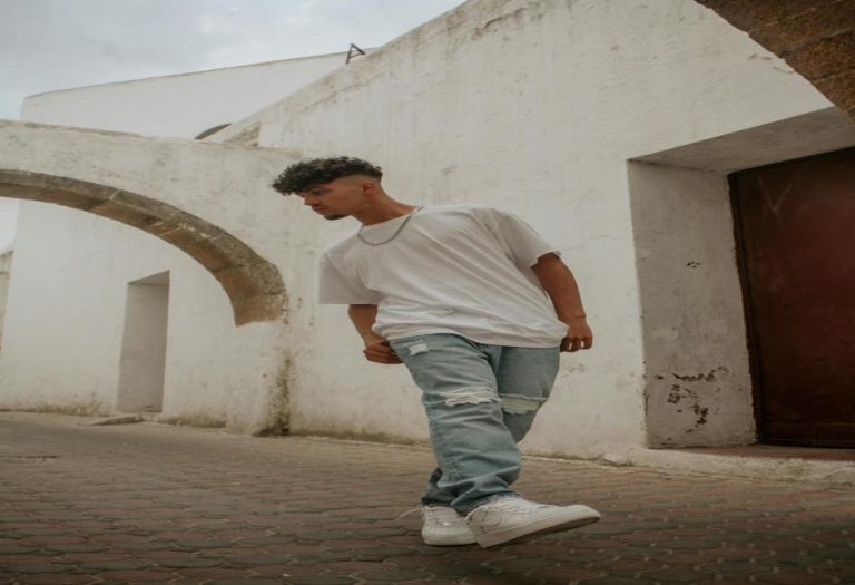 Ten Ways to Style Your Signature Baggy Jeans