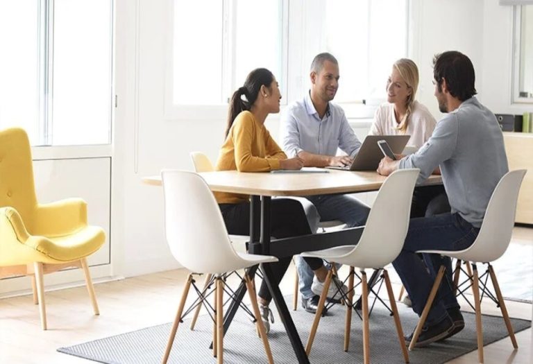 Essential Features to Look for in Meeting Room Booking Software