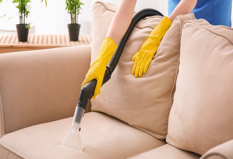 The Best Methods for Deep Cleaning Your Couch