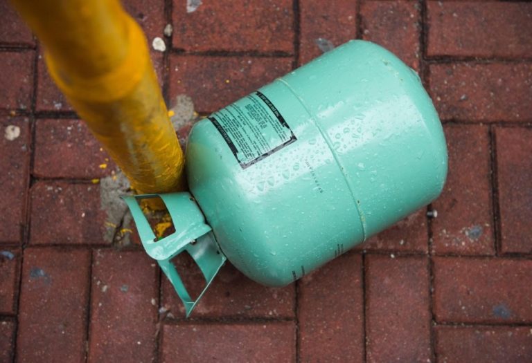 How Do You Check if a Gas Bottle is Empty?