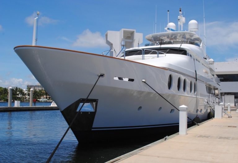 How to Choose the Right Bareboat Charter for Your Next Vacation