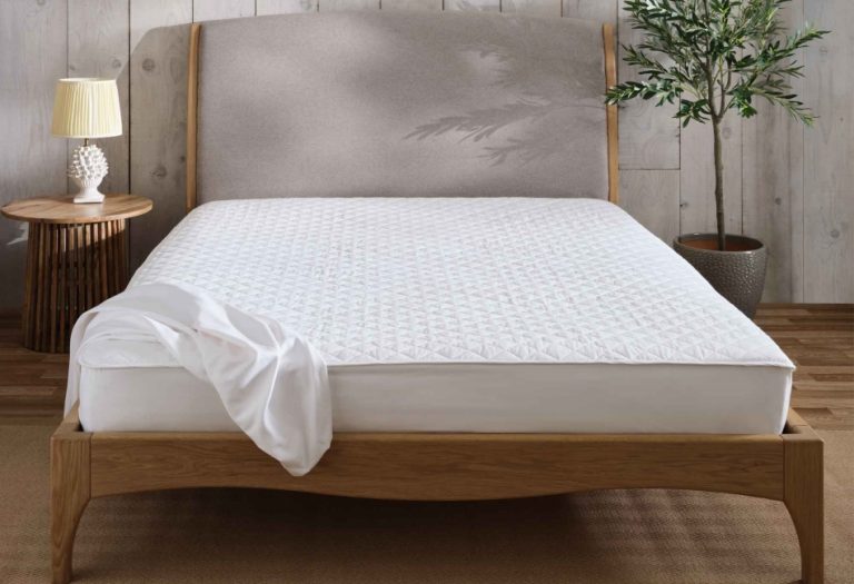 A Guide to Waterproof Bedding Options