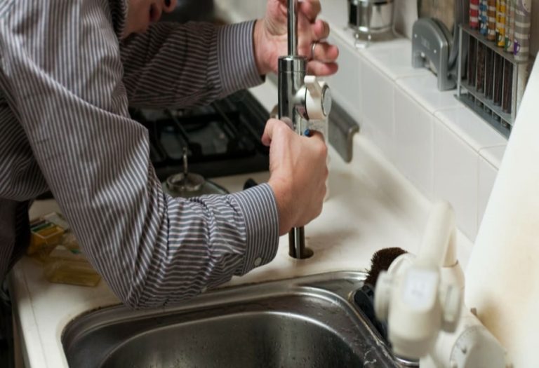 A Look at the Variety of Commercial Plumbing Services  Lafayette Plumbers Provide