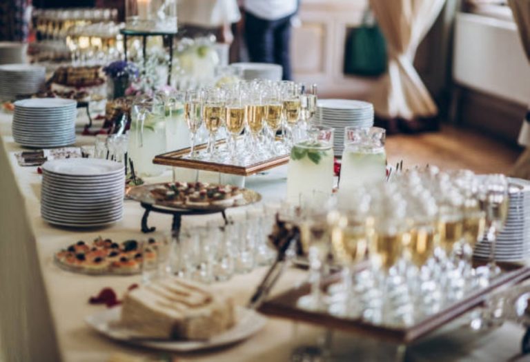 Elevating Corporate Dining: The Ultimate Guide to Corporate Catering in Singapore