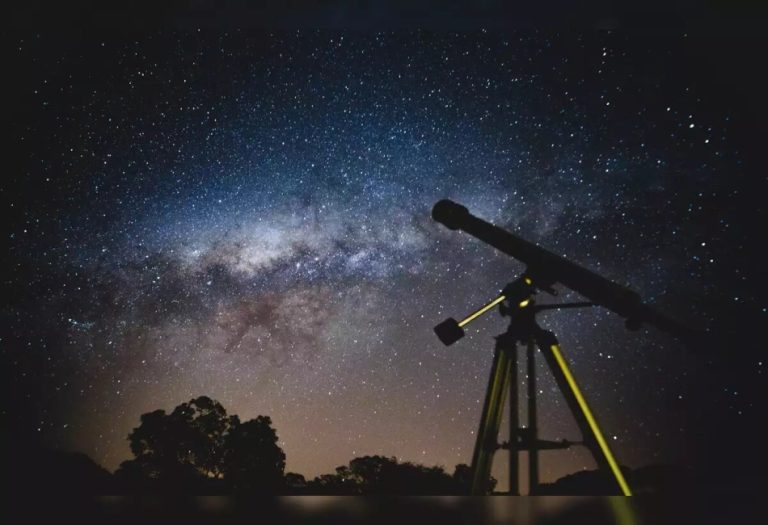 Exploring the Cosmos with Ease: How Smart Telescopes Make Stargazing Simple