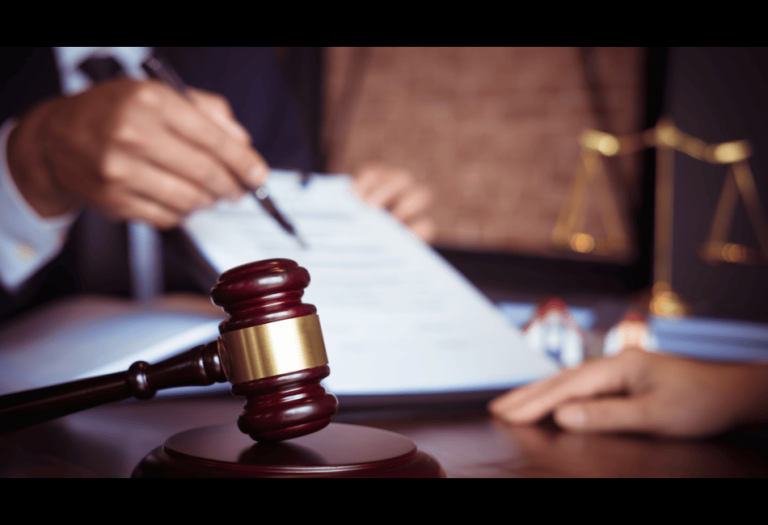 Signs You Need to Hire a Criminal Defense Lawyer