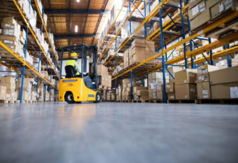 The Role of Cross-Docking in Modern Logistics