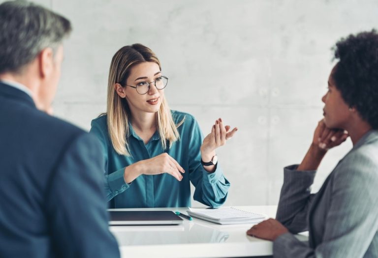 What Are the Key Differences Between Credit Unions and Commercial Banks?