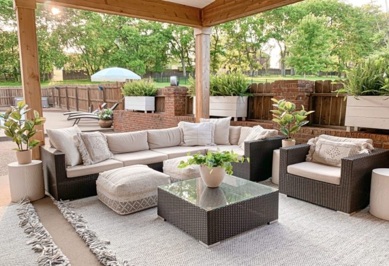 How Can You Make Your Outdoor Living Space a Lot Cozier?